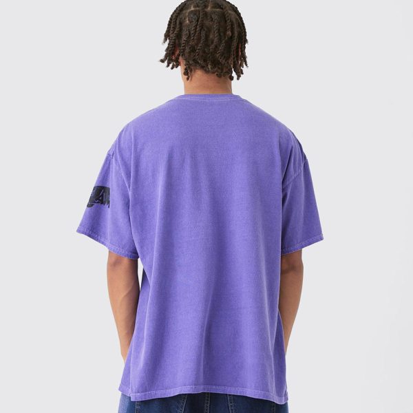 Loose Fit Looney Tunes Taz License T-Shirt - Image 2
